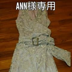 ドレスのサムネイル