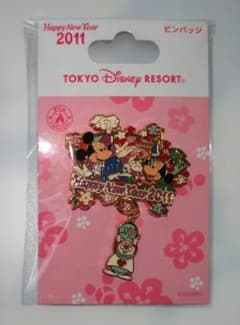 ディズニーリゾート／ピンバッジ／ニューイヤー20011 - メルカリ