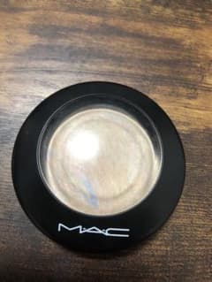 M・A・C ミネラライズ スキンフィニッシュのサムネイル