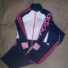adidasジャージのサムネイル