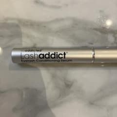 【みりゅう様専用】Lashaddict アイラッシュコンディショニングセラムのサムネイル