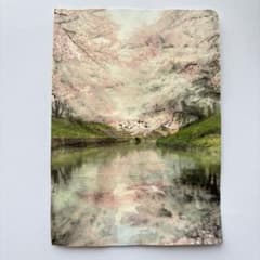【水彩画風】アートポスター 桜並木 桜 春 川辺 景色 癒やし インテリアのサムネイル
