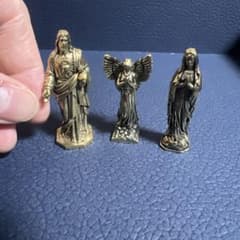 キリスト 天使 マリア 金属製 置物 3体セット キリスト 天使 マリア 金属製 置物 3体セット - メルカリ