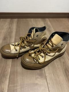 ベージュ ハイカットスニーカーのサムネイル