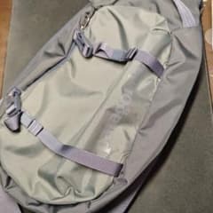 Patagonia ボディバッグ ブラックのサムネイル