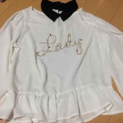 透けてる服のサムネイル