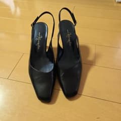 銀座かねまつで買ったハイヒール7センチの革靴です。サイズ22センチです。のサムネイル