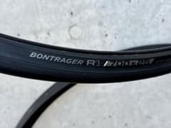 BONTRAGER R1 700x25Cクリンチャータイヤ - メルカリ