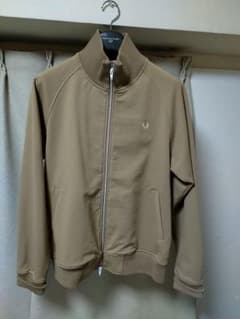 FRED PERRY ベージュ ジップアップジャケットのサムネイル