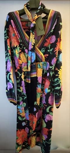 11/9まで販売価格 Gucci × Ken Scott フローラル ワンピース 11/7まで販売価格 Gucci × Ken Scott フローラル ワンピース - メルカリ