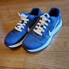 NIKE　エアマックス　23センチ　紺白のサムネイル