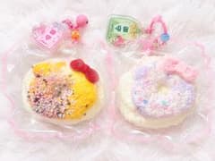 taonini タオニニ スクイーズ キャラメルリボン餅 赤 ピンク セットのサムネイル