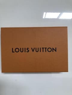 LOUIS VUITTON ルイヴィトン　ストールのサムネイル