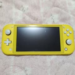 Nintendo Switch Lite イエロー 本体のサムネイル
