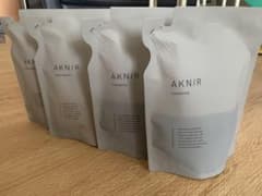AKNIR 薬用ヘアシャンプー＆トリートメント　詰め替えのサムネイル