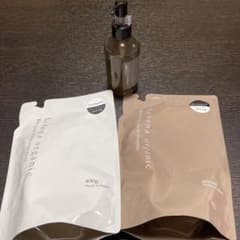 いわ様　専用⭐︎レベナ　オーガニックシャンプー　トリートメント　詰め替え用のサムネイル