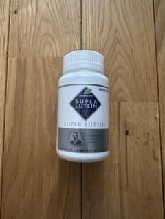 ナチュラリープラス SUPER LUTEIN 100粒のサムネイル