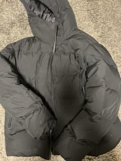 ユニクロ　シームレスダウンジャケット