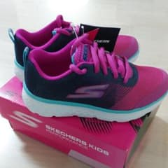 SKECHERS KIDS スニーカー　１８cmのサムネイル