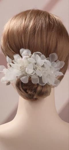 フラワーモチーフ ヘアアクセサリー ホワイトのサムネイル