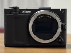 Nikon ZR ボディ　ほぼ新品　メーカー保証2年 Nikon ZR ボディ ほぼ新品 メーカー保証2年 - メルカリ