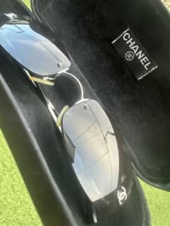 カ*ン様 CHANEL サングラス ブラック グレーのサムネイル