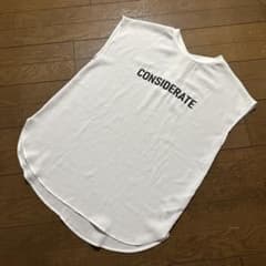 Yecca Vecca ホワイト ノースリーブ Tシャツ Fのサムネイル