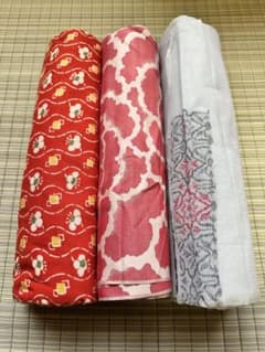 ◎浴衣反物　赤　ピンク　花柄　和装　和柄　リメイク　昭和レトロ　アンティーク調のサムネイル