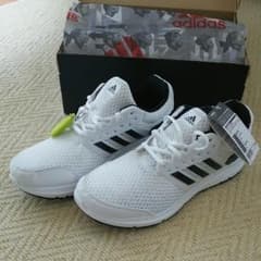 値下げ！新品！未使用！アディダス adidas スニーカー29センチのサムネイル
