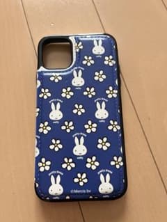 iPhone11 ケースのサムネイル