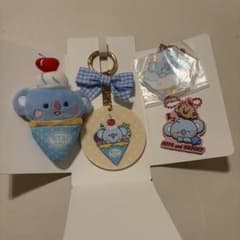 BT21 Plush Badge Acrylic Keychain KOYA