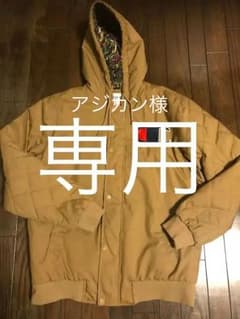 Supremeのサムネイル