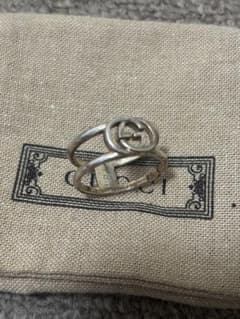 GUCCI Gシルバーリング 22号GUCCIピアス片耳（キャッチ無）　セット売のサムネイル