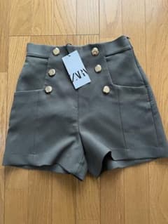 ザラZARAショートパンツ新品未使用のサムネイル
