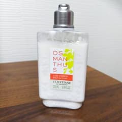 【専用ページ】ロクシタン金木犀オスマンサスボディミルク　250ml【中古】のサムネイル