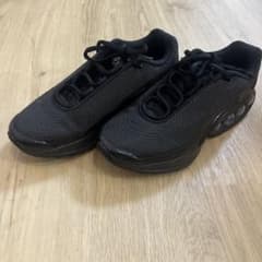 NIKE AIR スニーカー ブラックのサムネイル