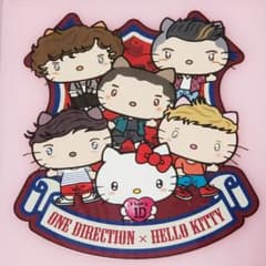 One Direction × ハローキティ 折りたたみミラー - メルカリ