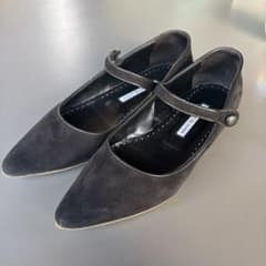MANOLO BLAHNIK KULOGLUのサムネイル