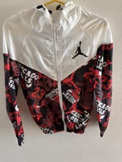 値下げ中値下げ交渉ありJordan Brand シカゴブルズ ナイロンジャケットのサムネイル