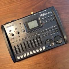 ZOOM R8 マルチトラックレコーダー オーディオインターフェース - メルカリ