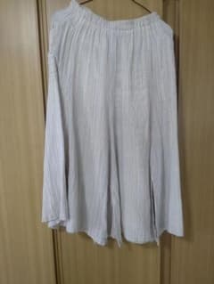 うさとの服　白いスカートのサムネイル