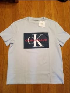 カルバン・クライン　Tシャツ　最初値下げ！！のサムネイル
