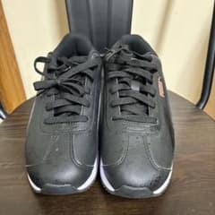 PUMA ブラック/ピンク スニーカー　厚底24.5のサムネイル