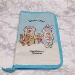 ROUND1限定 可愛い嘘のカワウソ マルチポーチアミューズメント景品のサムネイル