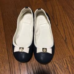 週末お値下げします。トリーバーチフラットシューズ バレエシューズのサムネイル