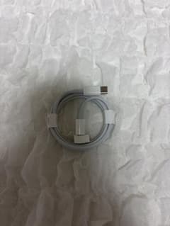 iPhone ライトニング充電コードのサムネイル