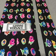 美品 ベルサーチ シルクネクタイのサムネイル