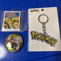 ポケモン　キーホルダー　缶バッジのサムネイル