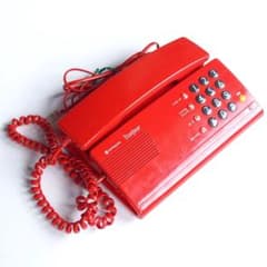 【昭和レトロ】日立 Bonjour 赤い電話機 PET-JX1 インテリアのサムネイル