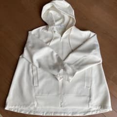 ユニクロ+Jパーカーのサムネイル